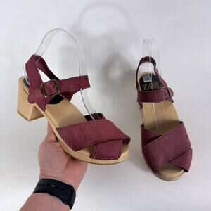 Scandic Sandals Women’s 7 Burgundy Suede Criss Cross Wooden Block Heel Buckle
